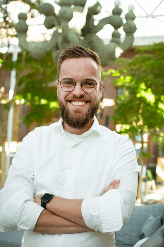 Rubencurre Headshot (1)